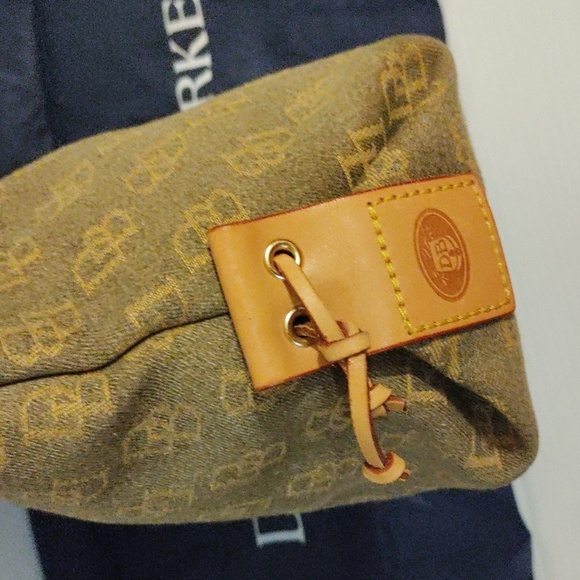 New Dooney & Bourke large signature canvas tote large - Picture 5 of 10